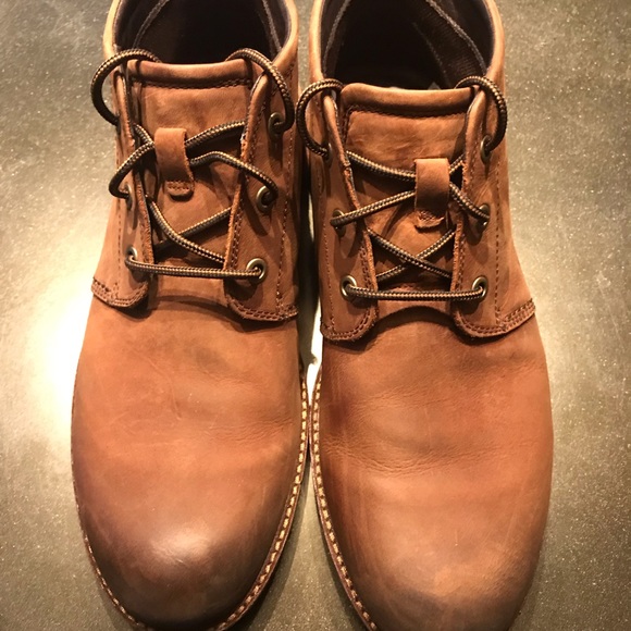 ecco men's aurora mid chukka boot